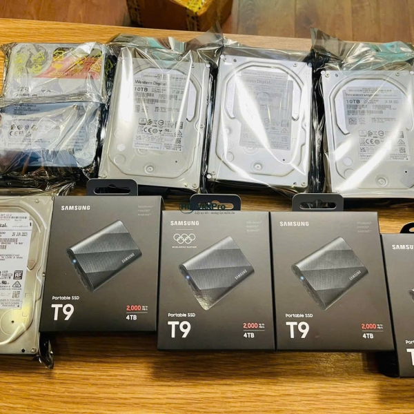 Ổ Cứng SSD Samsung T9 4TB - MU-PG4T0B/AM