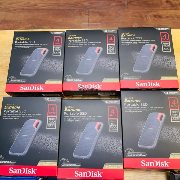 Ổ Cứng SSD Sandisk E61 4TB - SDSSDE61-4T00-G25